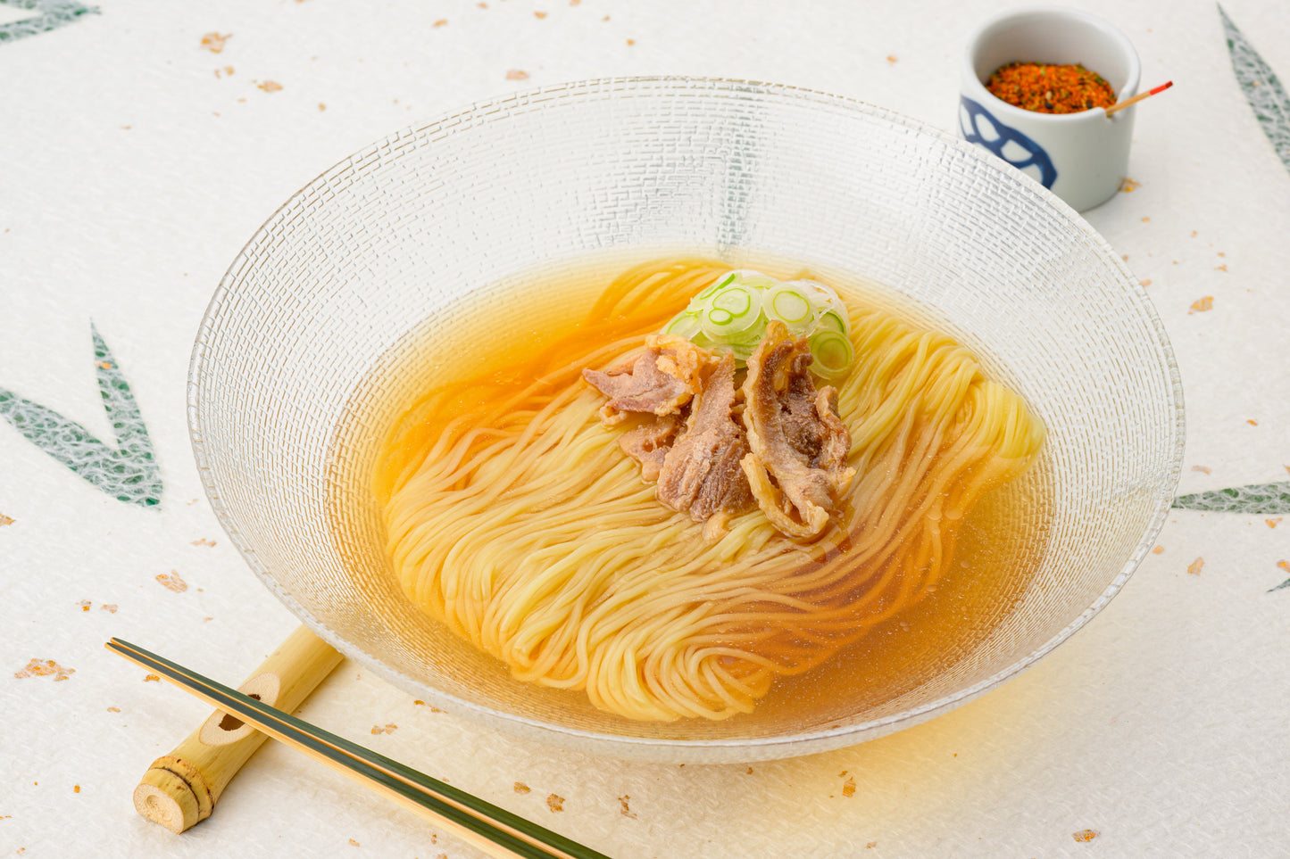 老舗蕎麦屋の肉中華