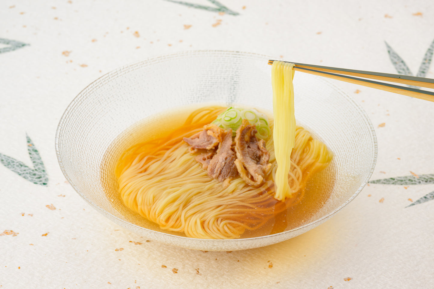 老舗蕎麦屋の肉中華