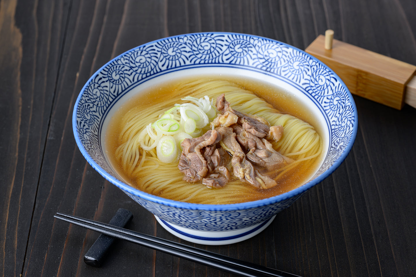 老舗蕎麦屋の肉中華