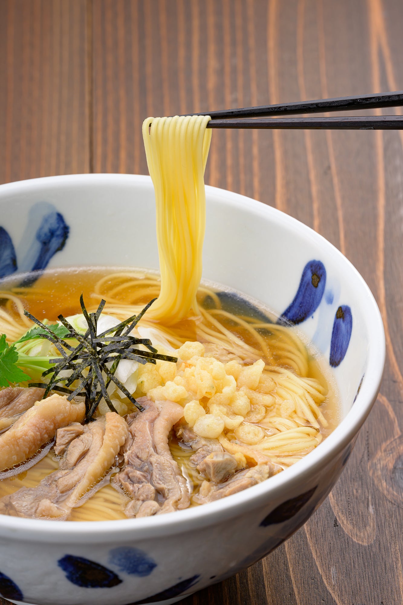 山形 老舗蕎麦屋の鳥中華